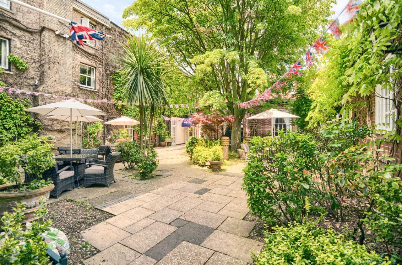 Mercure Salisbury White Hart Hotel & Apartments Εξωτερικό φωτογραφία