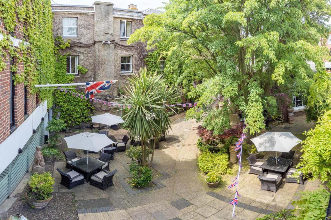 Mercure Salisbury White Hart Hotel & Apartments Εξωτερικό φωτογραφία