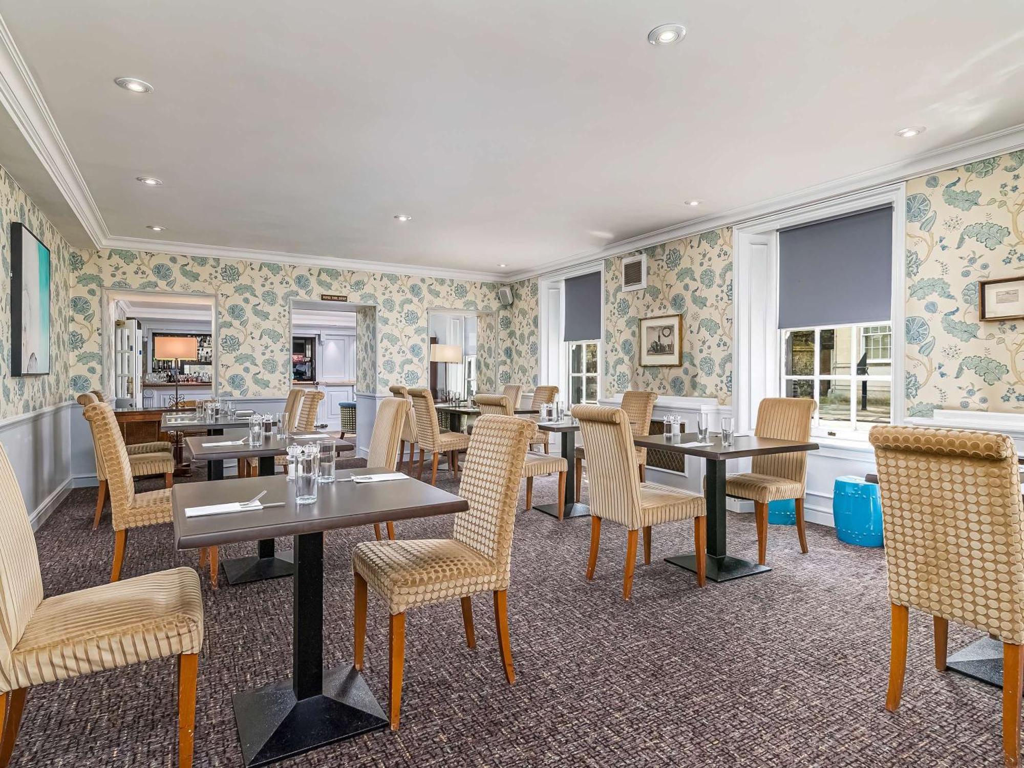 Mercure Salisbury White Hart Hotel & Apartments Εξωτερικό φωτογραφία