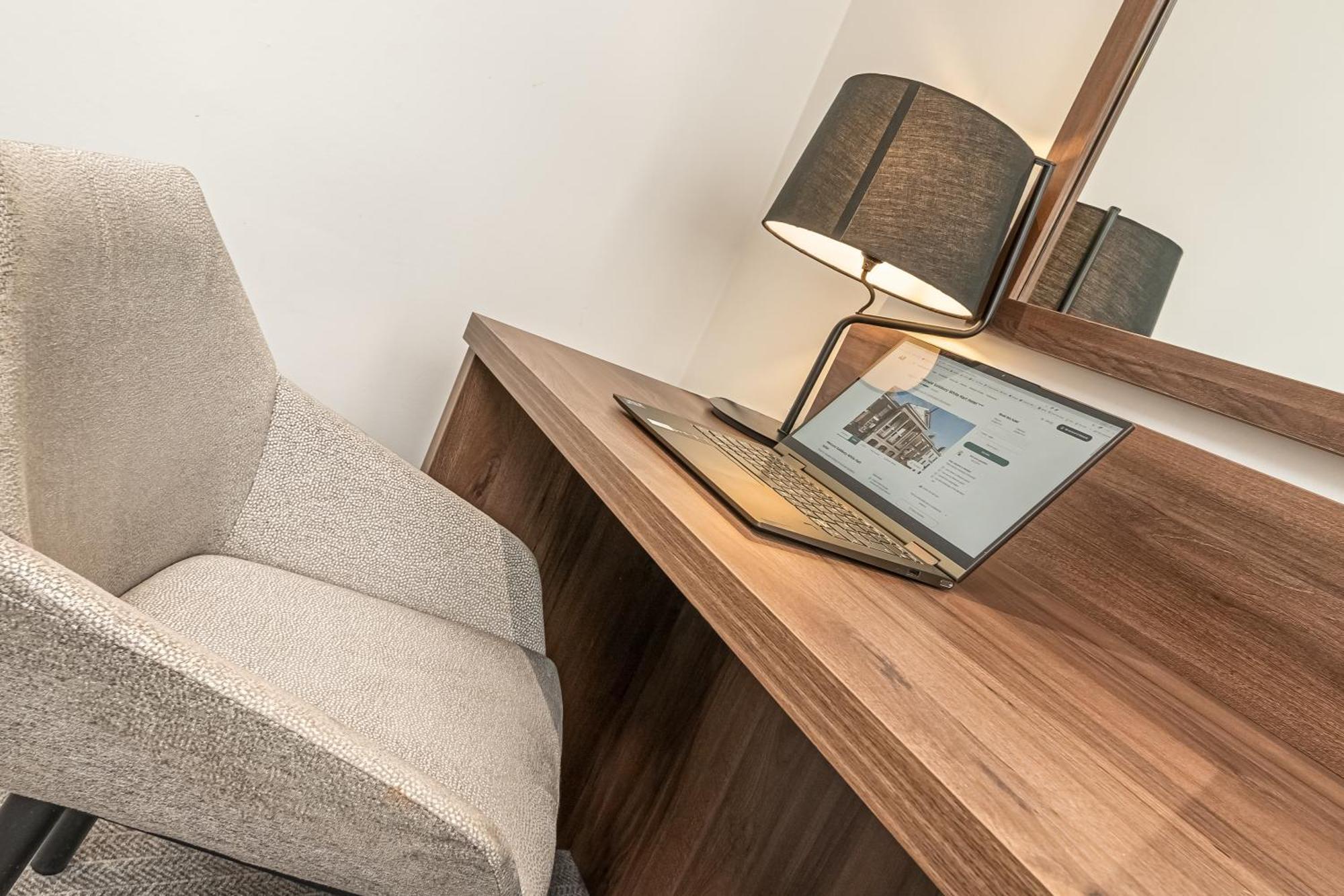 Mercure Salisbury White Hart Hotel & Apartments Εξωτερικό φωτογραφία