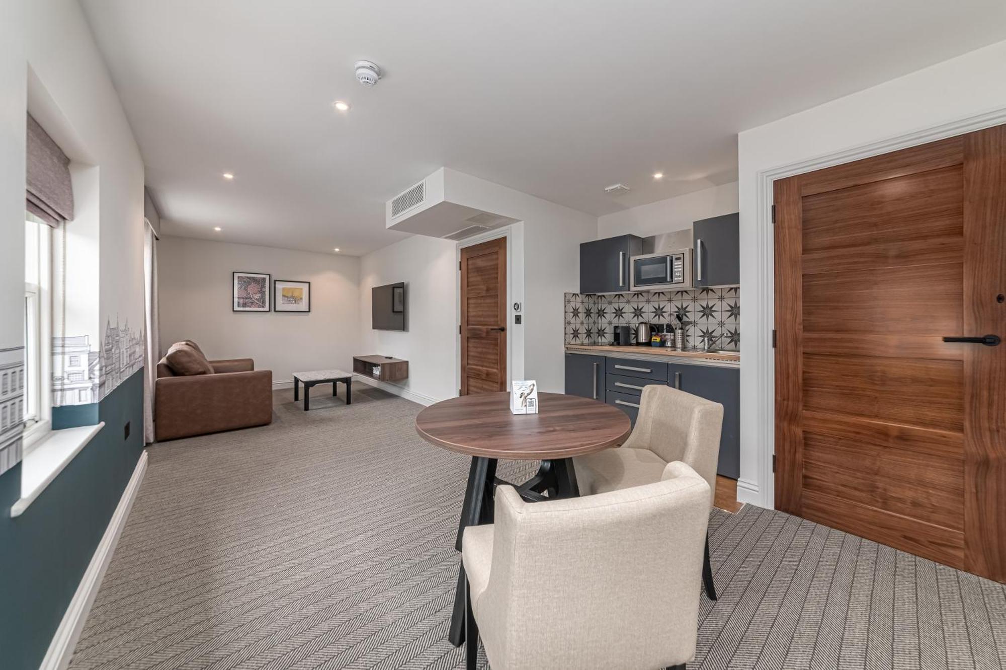 Mercure Salisbury White Hart Hotel & Apartments Εξωτερικό φωτογραφία