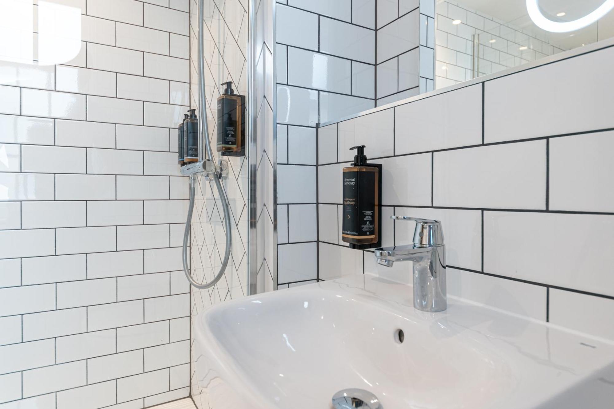 Mercure Salisbury White Hart Hotel & Apartments Εξωτερικό φωτογραφία