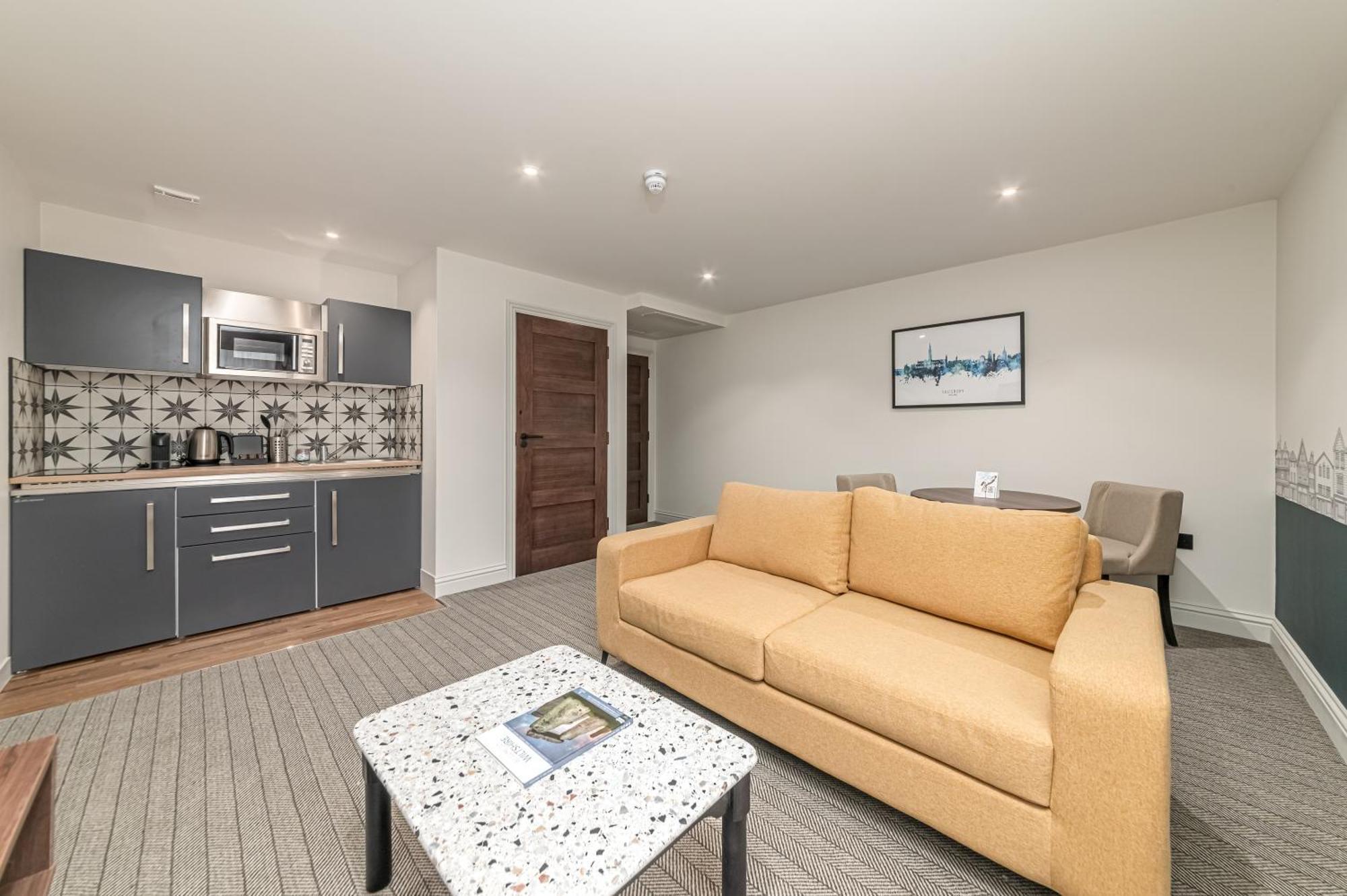Mercure Salisbury White Hart Hotel & Apartments Εξωτερικό φωτογραφία