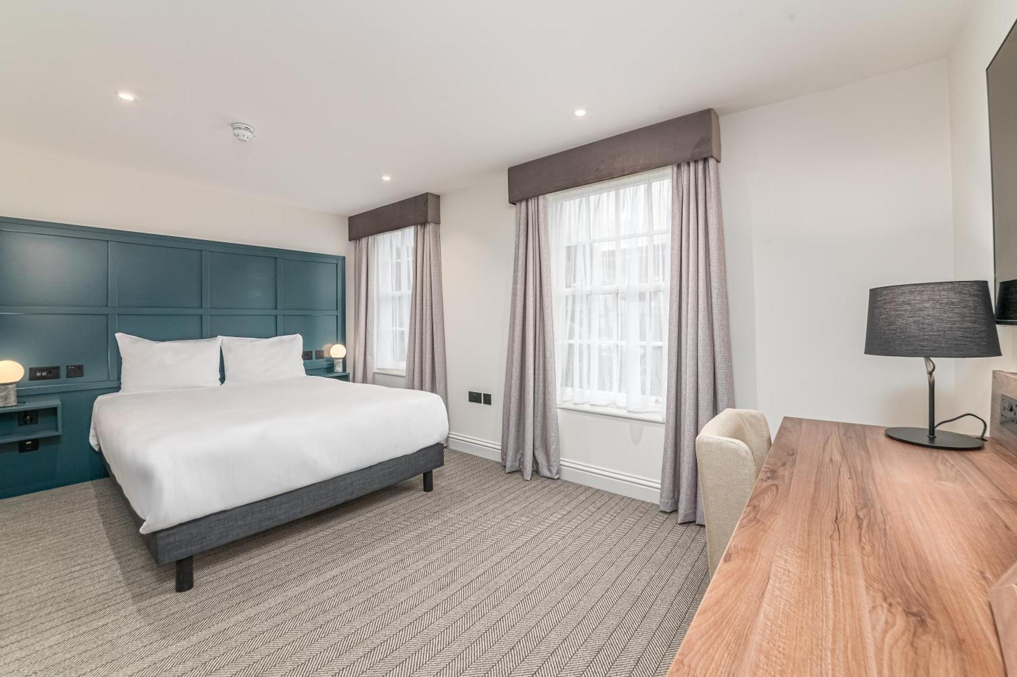 Mercure Salisbury White Hart Hotel & Apartments Εξωτερικό φωτογραφία