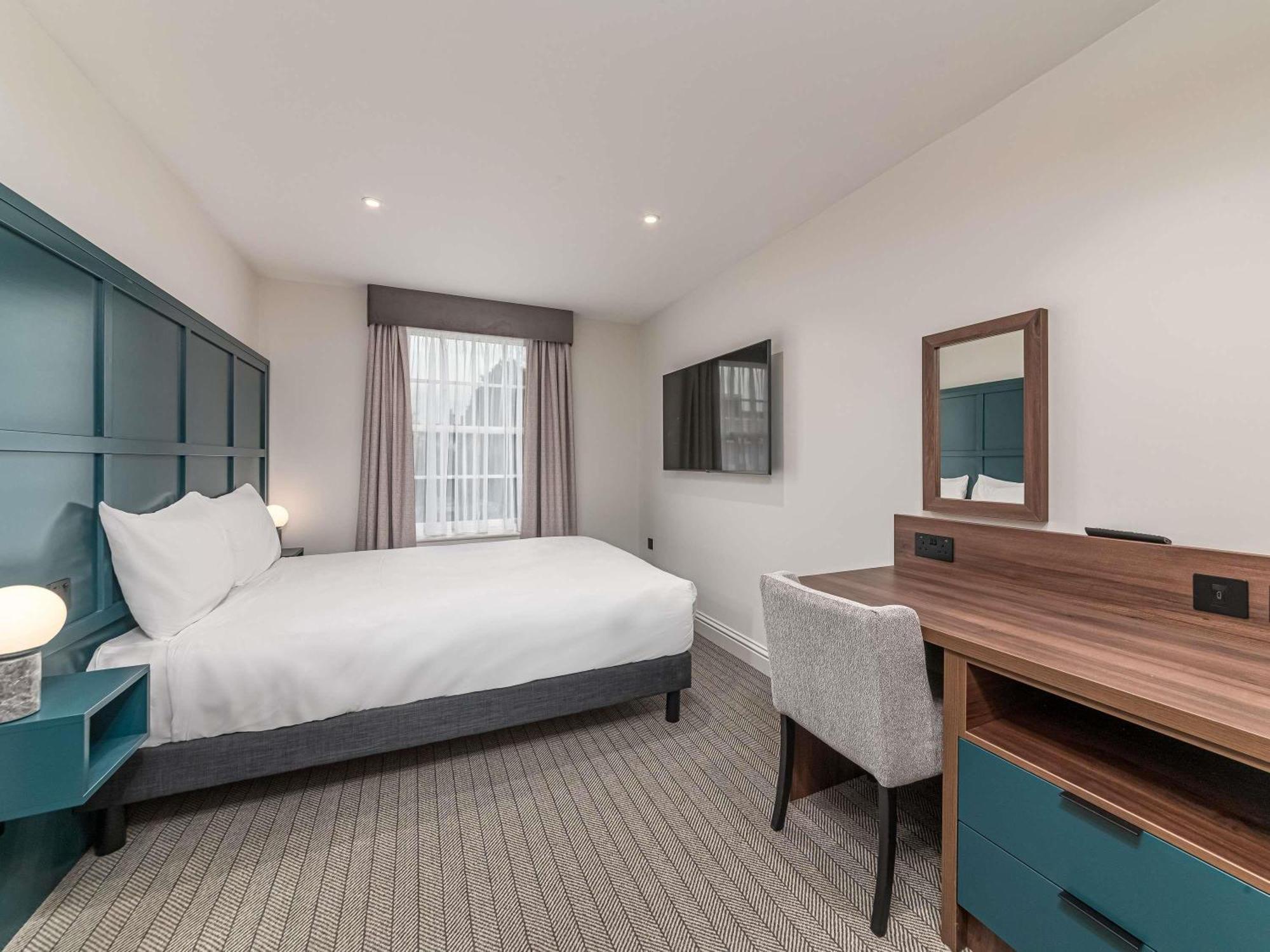 Mercure Salisbury White Hart Hotel & Apartments Εξωτερικό φωτογραφία